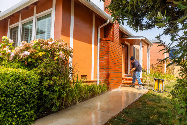 Best Roof Power Washing Services  in Mcgregor, TX